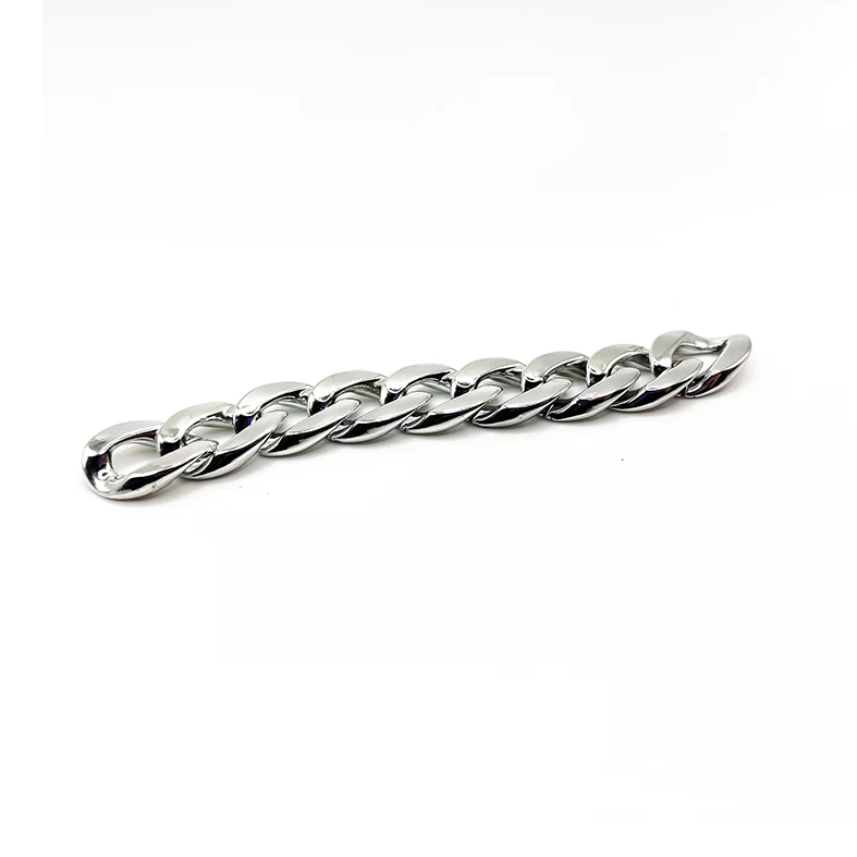 Plastic chain